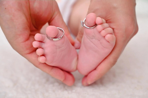 余姚孕妇肚子隐隐作痛